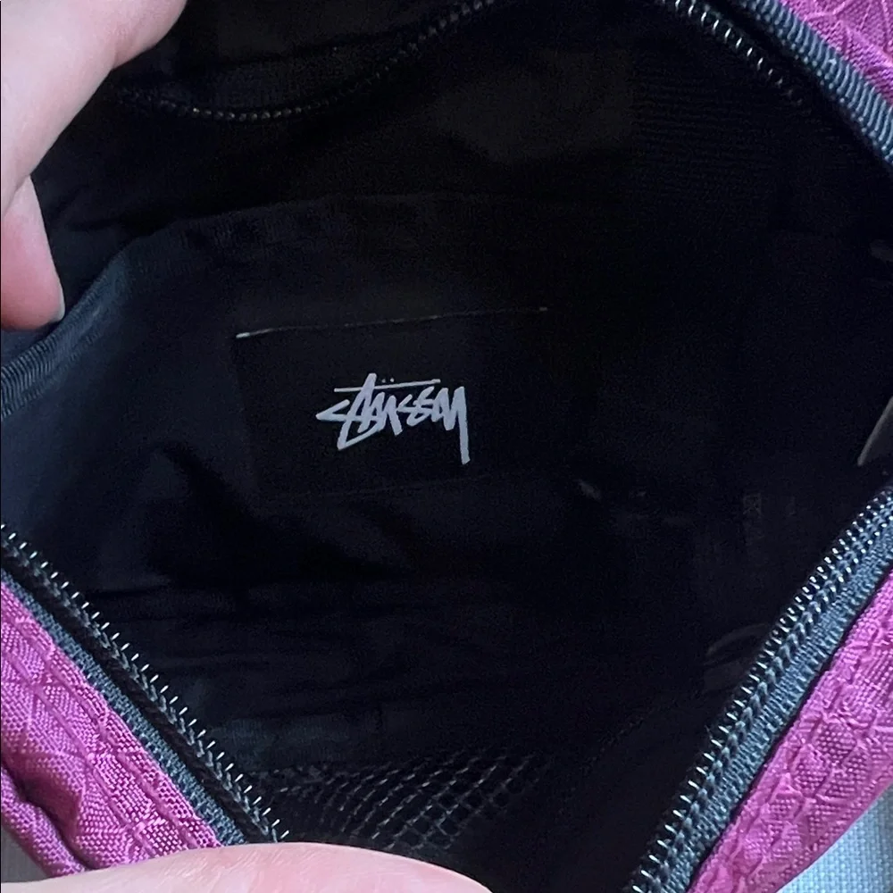 Stussy Diamond Ripstop Pouch Berry - Picture 6 of 14